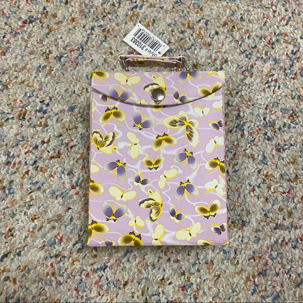 NEW Wolf Designs leather butterfly jewelry case